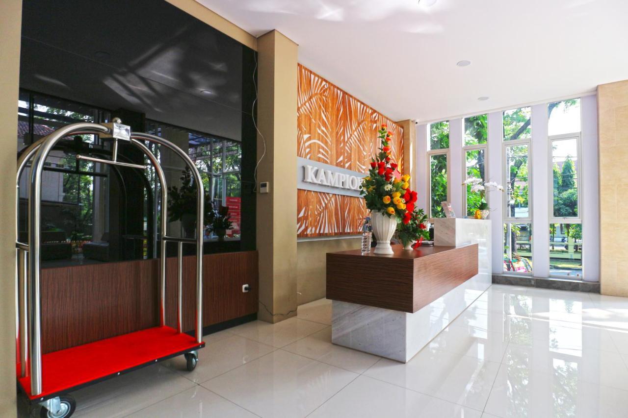 Kampioen Bed & Breakfast Bandung Extérieur photo