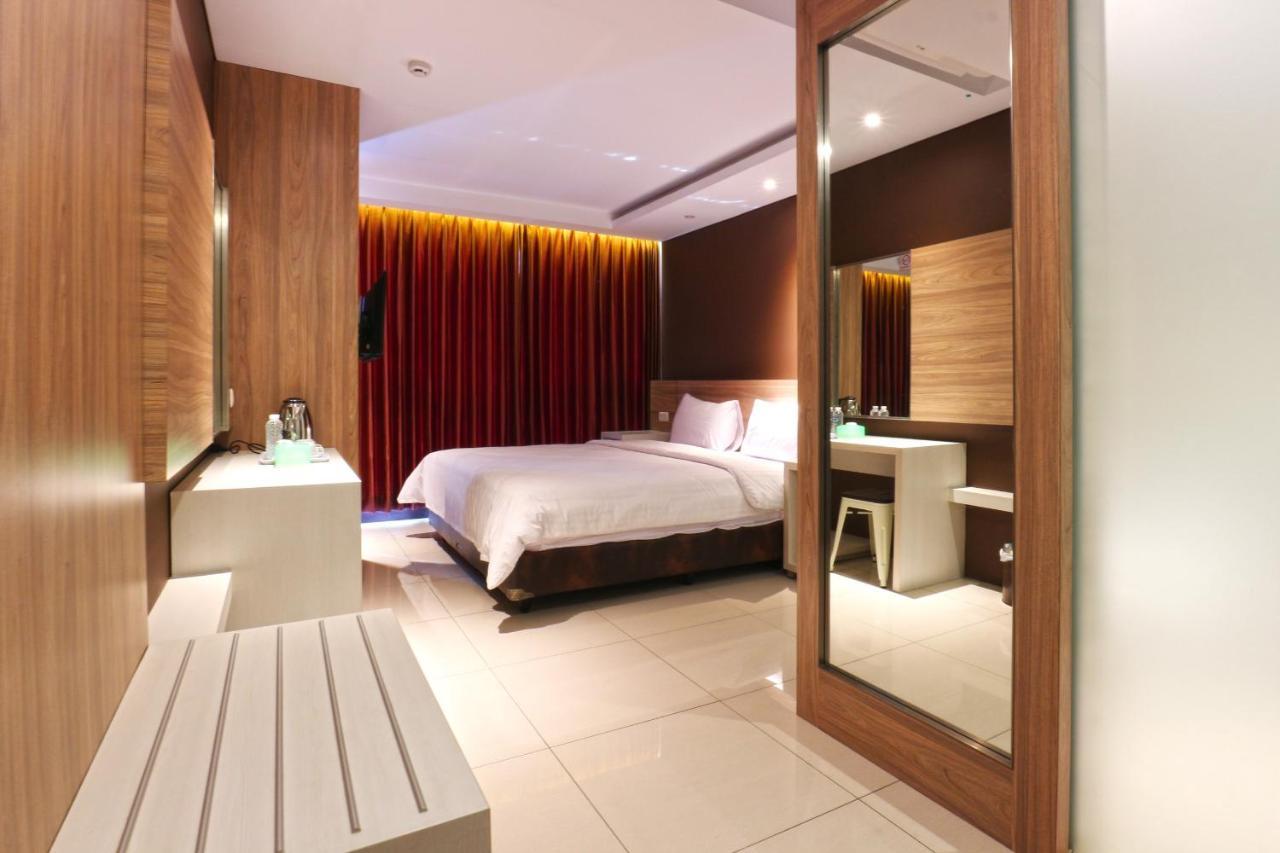 Kampioen Bed & Breakfast Bandung Extérieur photo