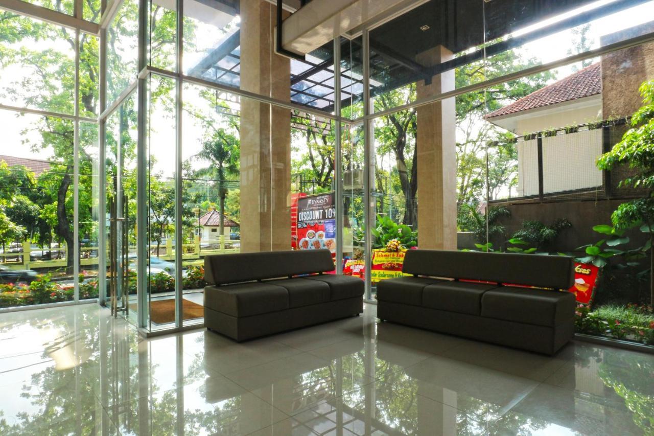 Kampioen Bed & Breakfast Bandung Extérieur photo